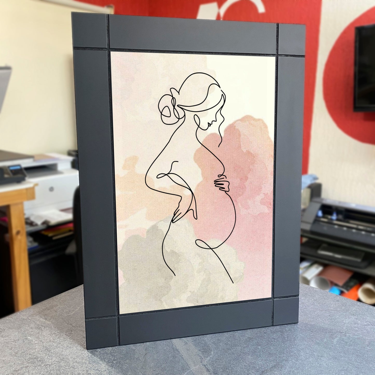 CUADRO DECORATIVO DE MADERA OBSTETRICIA, EMBARAZO MUJER TIPO ACUARELA