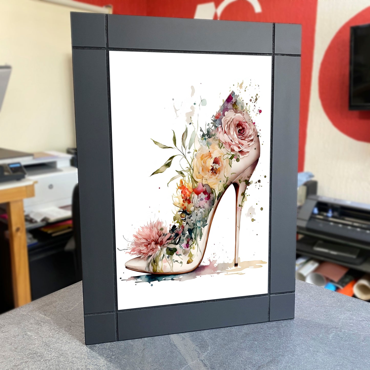 CUADRO DECORATIVO DE MADERA TACÓN ZAPATO FLORES ACUARELA