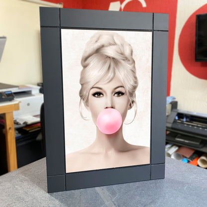CUADRO DECORATIVO DE MADERA MARILYN MONROE CHICLE BUBBLEGUM