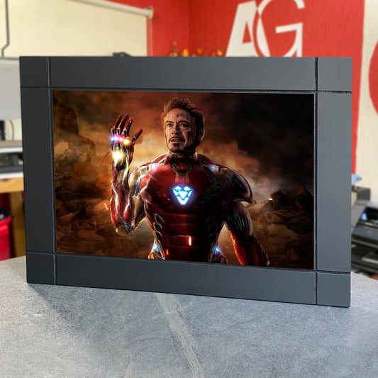 CUADRO DECORATIVO DE MADERA TONY STARK GEMAS DEL INFINITO