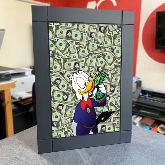 CUADRO DECORATIVO DE MADERA DOLARES BILLETES PATO