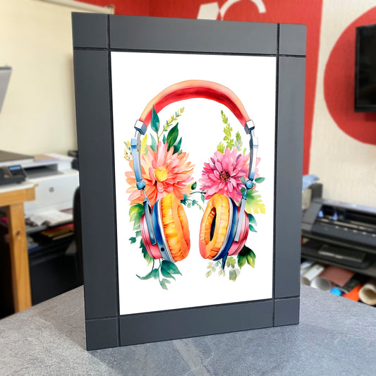 CUADRO DECORATIVO DE MADERA AUDIFONOS FLORES ACUARELA COLORES